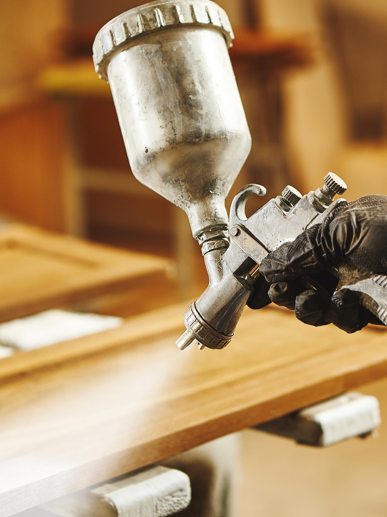 Teinture extérieur et intérieur à Portneuf.